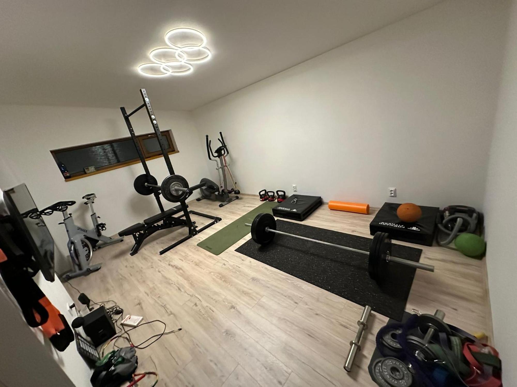 Villa Gold Nova Lesna Exterior photo