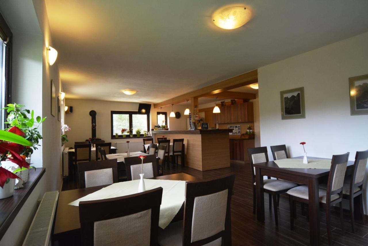 Villa Gold Nova Lesna Exterior photo